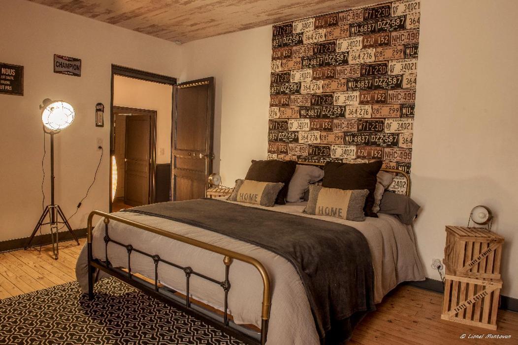 Maison Du Roc Bed & Breakfast Champagnac-de-Belair Bagian luar foto