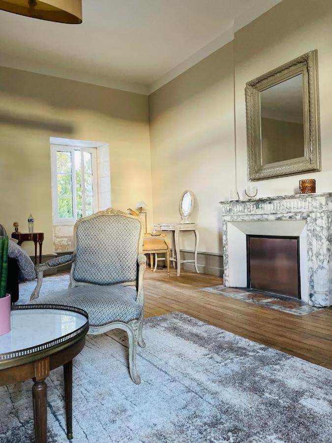 Maison Du Roc Bed & Breakfast Champagnac-de-Belair Bagian luar foto